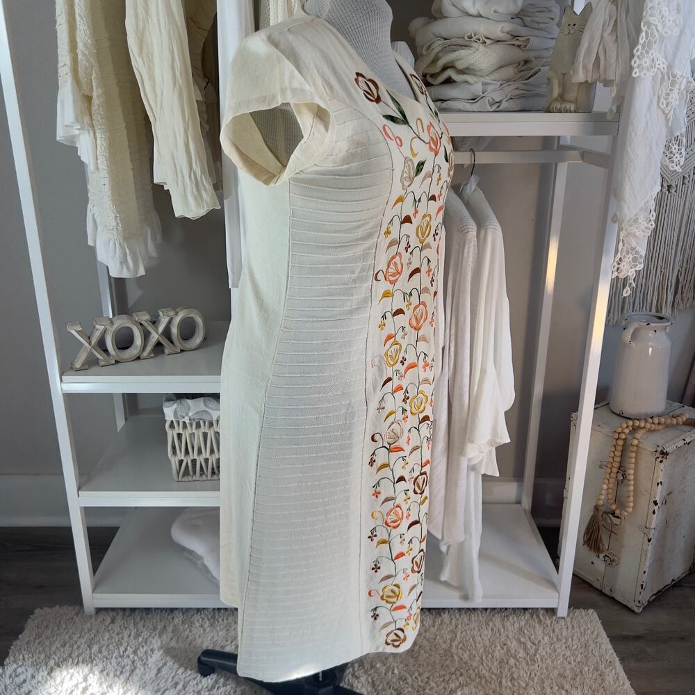 Glyphs women's sz. Large cotton embroidered muslin dress spring, fall #2250 - Picture 2 of 8